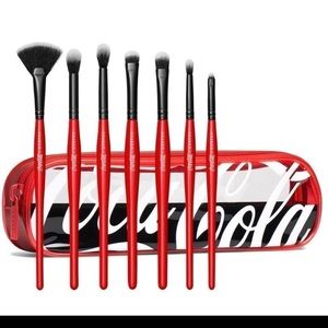 MORPHE X COCA-COLA ~ 7 PC. SWEEP IT REAL BRUSH COLLECTION ~ BNIB